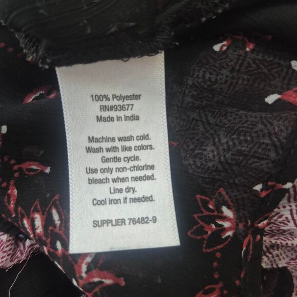 a.n.a A New Approach Black Sheer Floral Blouse Ruffle Sleeves Size Small - Picture 4 of 4